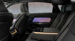 Lexus ES 2025