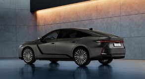 Lexus ES 2025