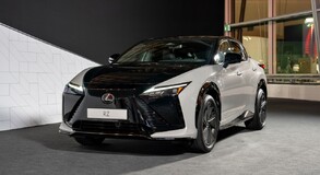 Lexus RZ 2025