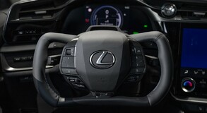 Lexus RZ 2025