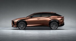 Lexus RZ 2025