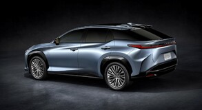 Lexus RZ 2025