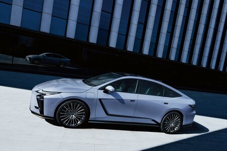 NOWY LEXUS ES. WYJĄTKOWY DESIGN SEDANA. ELEGANCJA I KOMFORT NA WYŻSZYM POZIOMIE 
