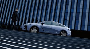 Lexus ES 2025