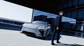Lexus ES 2025