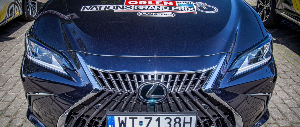 TOYOTA CENTRAL EUROPE, TOYOTA RADOŚĆ I LEXUS WARSZAWA RADOŚĆ OFICJALNYMI PARTNERAMI LANG TEAM. FLOTA ORLEN WYŚCIGU NARODÓW ODEBRANA 