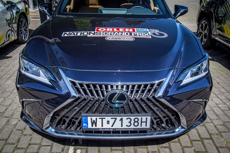 TOYOTA CENTRAL EUROPE, TOYOTA RADOŚĆ I LEXUS WARSZAWA RADOŚĆ OFICJALNYMI PARTNERAMI LANG TEAM. FLOTA ORLEN WYŚCIGU NARODÓW ODEBRANA 