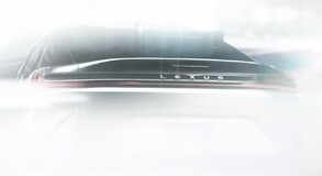 Új akkumulátoros elektromos Lexus SUV érkezik jövőre