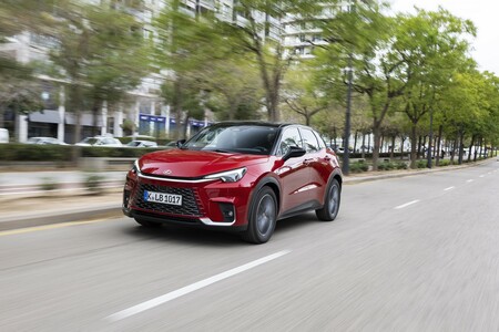 LEXUS LBX TO NAJLEPSZY KOMPAKTOWY HYBRYDOWY SUV W ECOCAR ELECTRIFIED TOP 50