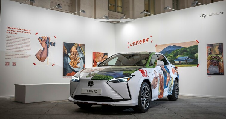 ELEKTRYCZNY LEXUS RZ JAKO DZIEŁO SZTUKI. WYJĄTKOWY EGZEMPLARZ STWORZONY NA 20. EDYCJĘ ART MADRID