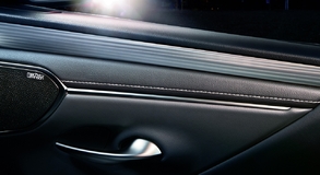 Beauty of a katana in the Lexus design