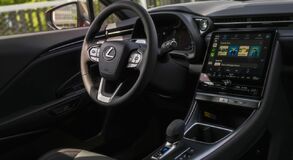 Lexus LBX  - local