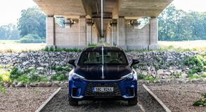 Lexus LBX  - local