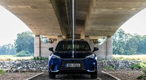 Lexus LBX  - local