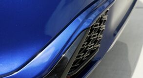 Lexus RX500h - local