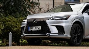 Lexus RX - local