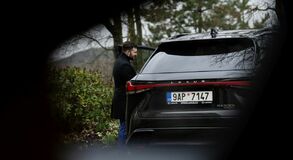 Lexus RX - local