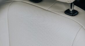 Lexus RX - local