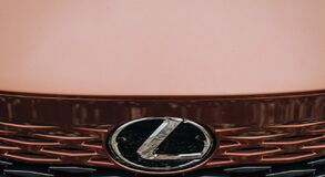 Lexus RX - local