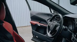 Lexus RX - local