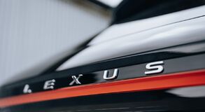 Lexus RX - local