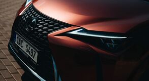 Lexus UX - local 