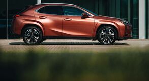 Lexus UX - local 