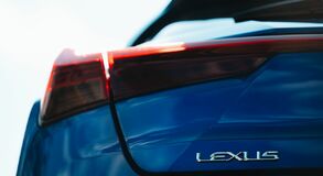 Lexus UX - local 
