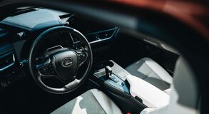 Lexus UX - local 