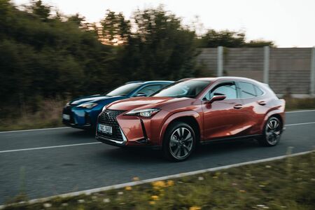  LEXUS LONI V ČESKU ZVÝŠIL PRODEJE O POLOVINU NA REKORDNÍCH 2326 VOZŮ