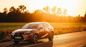 Lexus UX - local 
