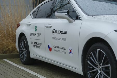 LEXUS OFICIÁLNÍM VOZEM DAVIS CUPU V OSTRAVĚ