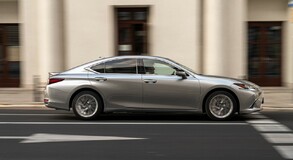 Lexus ES 2023