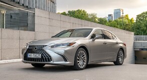 Lexus ES 2023