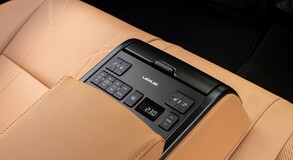 Lexus ES 2023