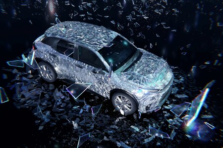 LEXUS LBX Z NADWOZIEM Z CIĘTEGO SZKŁA. ZWYCIĘSKI PROJEKT W LEXUS ART CAR