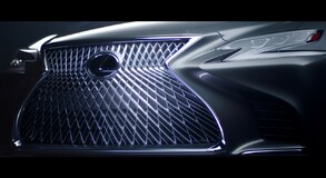 Grill Lexusa LS 500 – ręczna robota mistrzów takumi