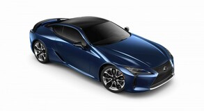 A repülőgépek világából érkező hátsó légterelő és egyéb finomságok: ezt hozza a Lexus LC új modelléve 