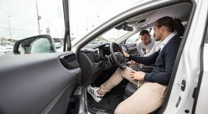 Megújította együttműködését a PICK Szeged kézilabdacsapat és a Lexus 