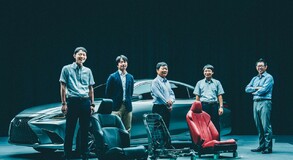 HÁROM ÉVEN ÁT FEJLESZTETTÉK A VADONATÚJ LEXUS ES KÜLÖNLEGES ÜLÉSEIT