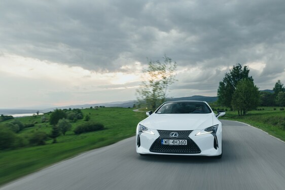 LC 500h 2022
