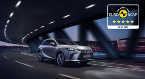 NOWY LEXUS RX ZDOBYŁ MAKSYMALNE 5 GWIAZDEK W TESTACH BEZPIECZEŃSTWA EURO NCAP