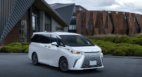 LEXUS LM ODMIENIŁ KOMFORT PODRÓŻY DLA PASAŻERÓW VIP