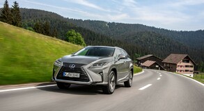 Lexus RX Historia