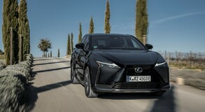 Lexus RZ 2023