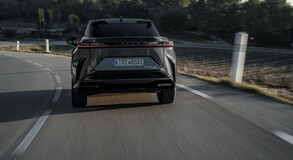 Lexus RZ 2023