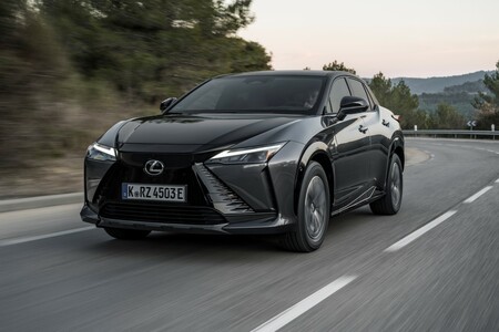 LEXUS E-AXLE W MODELACH RX 500h i RZ 450e. CO KRYJE SIĘ ZA TĄ TECHNOLOGIĄ?