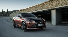 Lexus RZ 2023