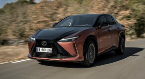 Lexus RZ 2023