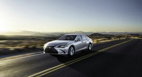 Lexus ES 2021